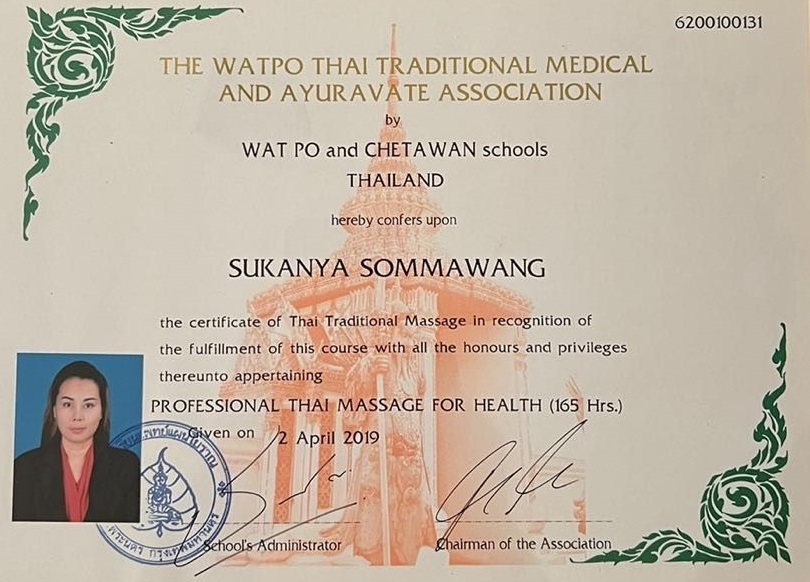 Gecertificeerd Thaise massagetherapeut Mona 3