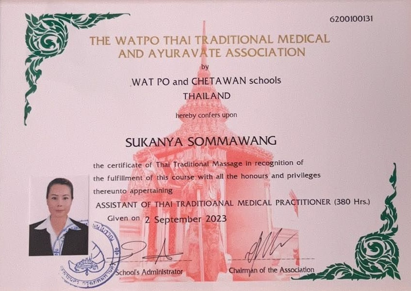 Gecertificeerd Thaise massagetherapeut Mona 8